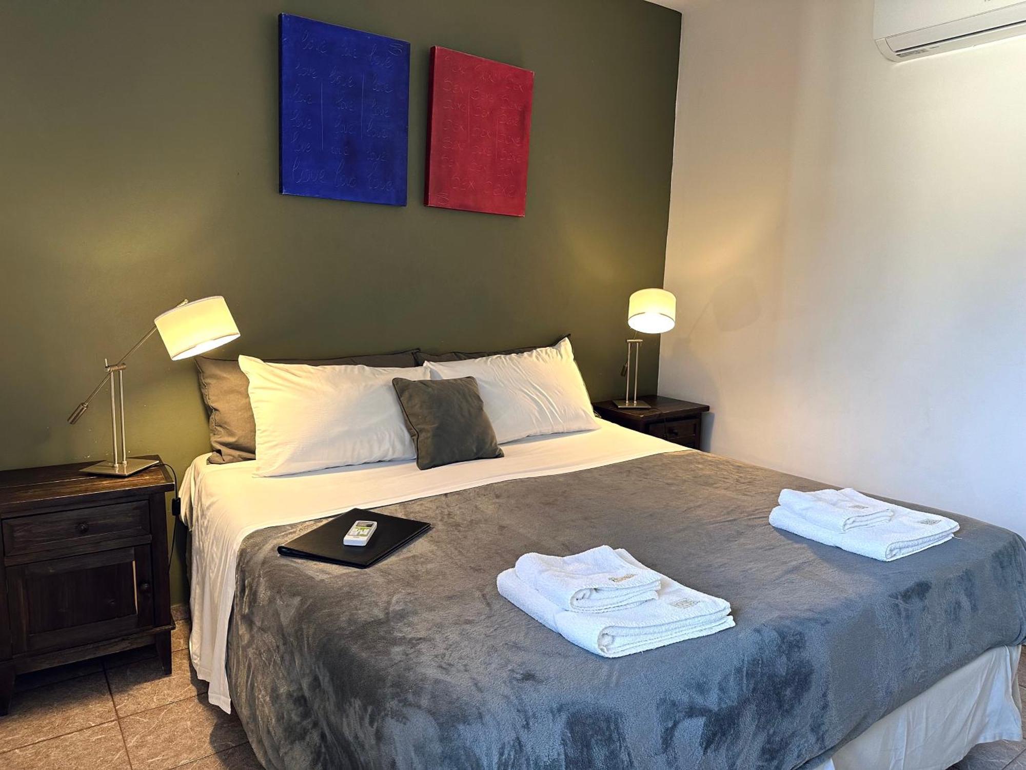 Hotel Costa Rica บัวโนสไอเรส ภายนอก รูปภาพ